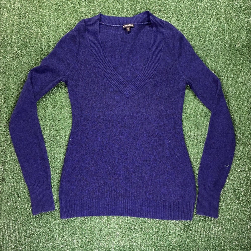 Y2K Express V-neck Sweater